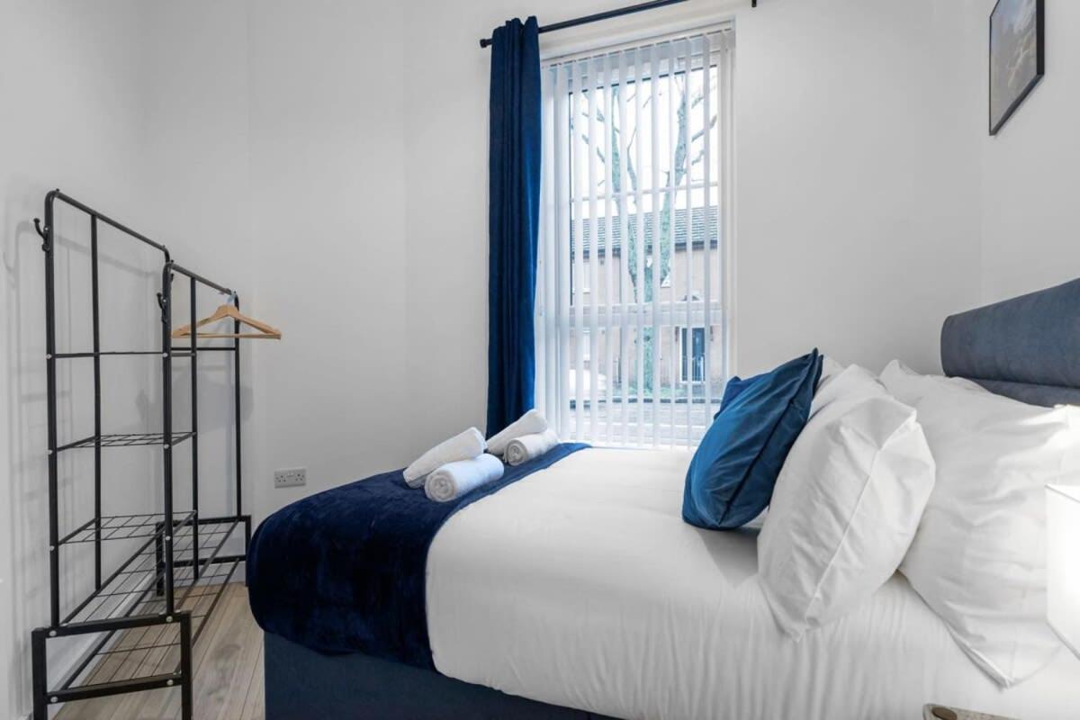Contemporary 2 Bed Apartment -Belfast East Village ภายนอก รูปภาพ